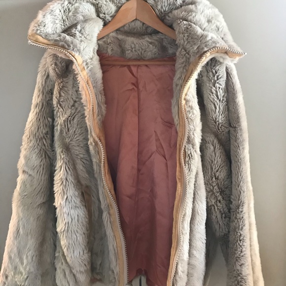 Vintage faux fur coat, sz L - Picture 2 of 4